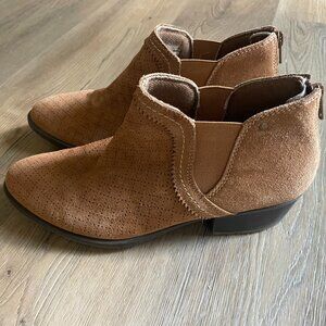Earth Spirit Ankle Bootie Women's 9 Brown Suede Back Zipper Western Shoes!
